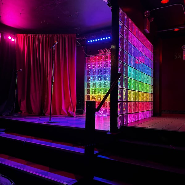 Foto tirada no(a) Stonewall Inn por Mandy D. em 11/8/2023
