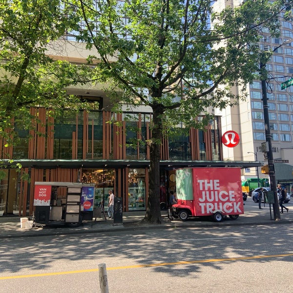 lululemon vancouver robson