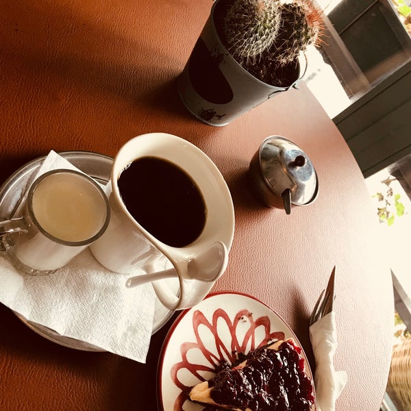 Photo taken at Kropka Coffee&amp;Bakery by Ayşen Y. on 3/2/2018