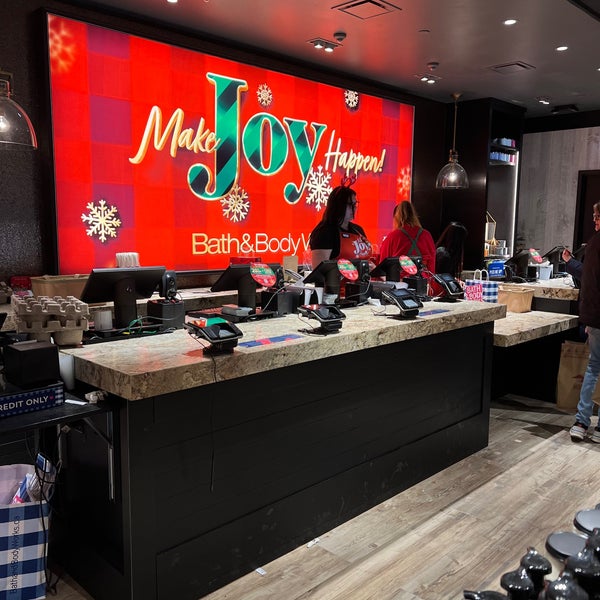 Bath & Body Works Polo Park Winnipeg, MB