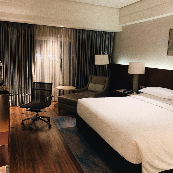Photo taken at Manila Marriott Hotel by Masha A. on 3/11/2020