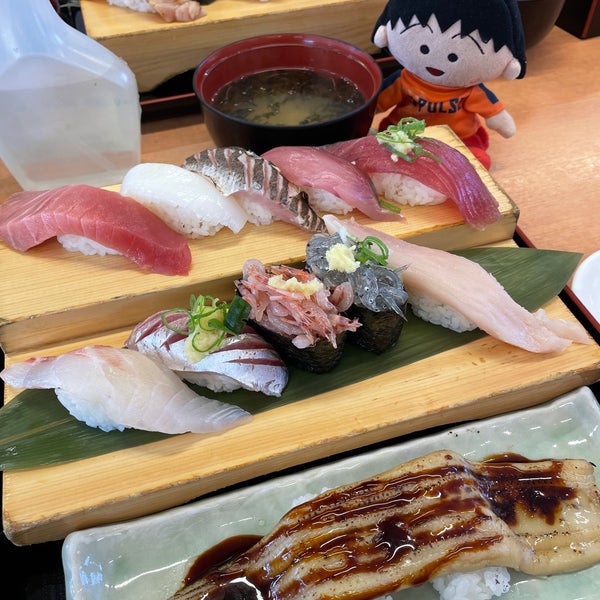 Fotos Em 沼津魚がし鮨 流れ鮨 富士宮店 Fujinomiya 静岡県