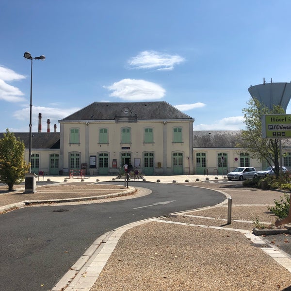 Gare SNCF De Cognac Place De La Gare gare-sncf-de-cognac-place-de-la-gare