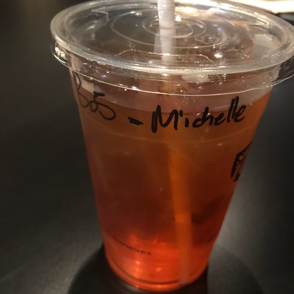 7/7/2017にMichelle Rose DombがSmall Teaで撮った写真