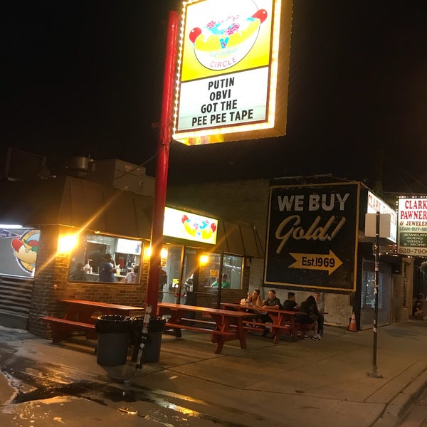 Photo taken at The Wiener&#39;s Circle by Michelle Rose Domb on 8/24/2018