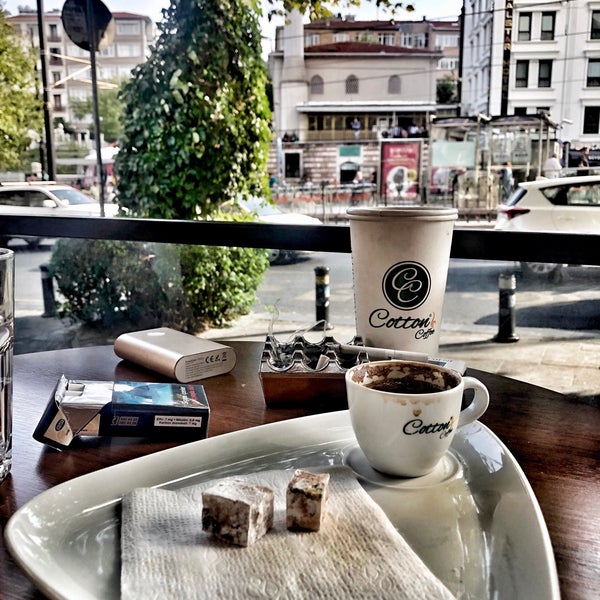 Foto tirada no(a) Cotton Coffee por Abdullah em 8/23/2019