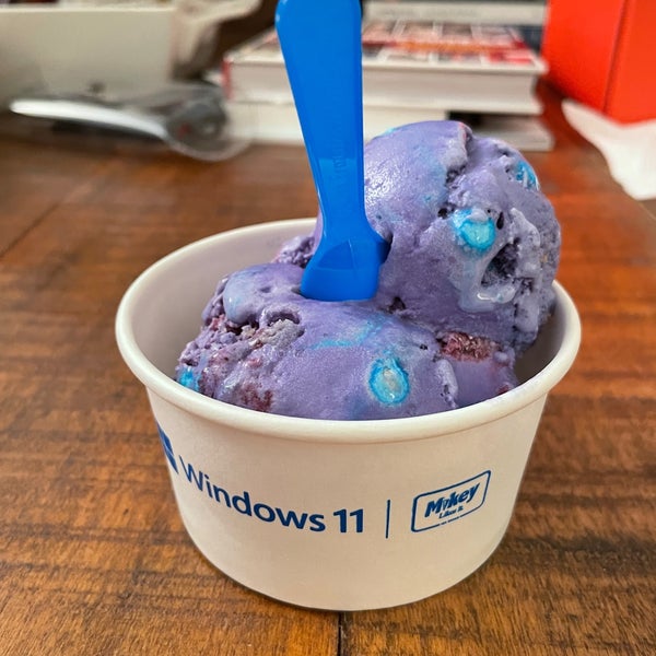 10/7/2021 tarihinde Mike D.ziyaretçi tarafından Mikey Likes It Ice Cream'de çekilen fotoğraf