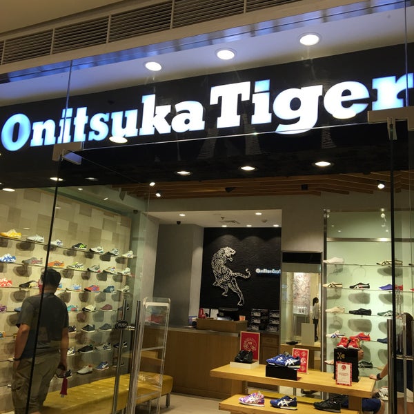 Onitsuka Tiger - Quezon City District 4 