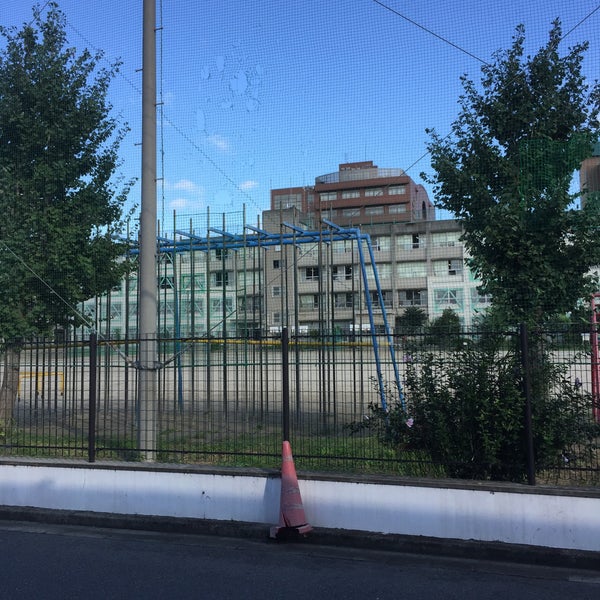 東大阪市立 西堤小学校 Elementary School