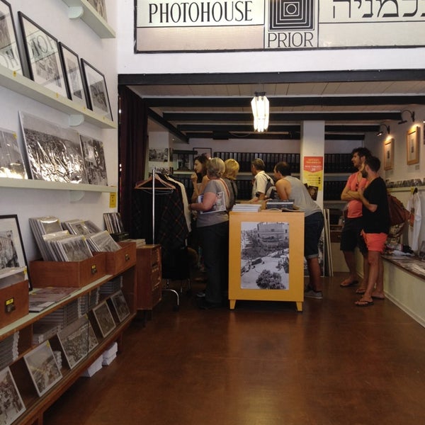 Photo taken at Pri-Or Photohouse(הצלמניה) by Sarit M. on 5/23/2014
