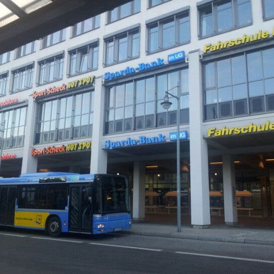 Photo taken at H Ostbahnhof by kosmolink on 10/13/2012