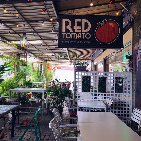 Red Tomato Restaurant & Lounge Kuah, Kedah