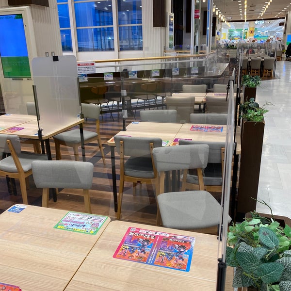 Fotos Em イオンモール高岡 フードコート 高岡市 富山県 Fotos Em イオンモール高岡 フードコート 高岡市 富山県