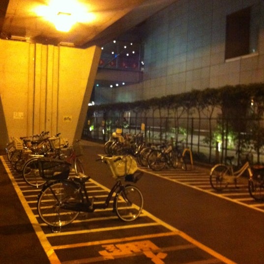 お台場海浜公園駅暫定自転車等置場