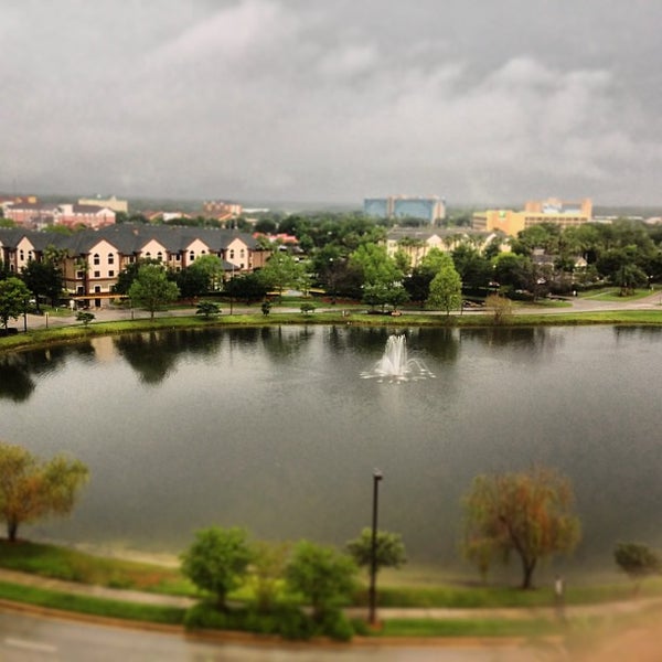 Photo taken at Marriott Orlando Airport Lakeside by Ronen E. on 5/2/2013