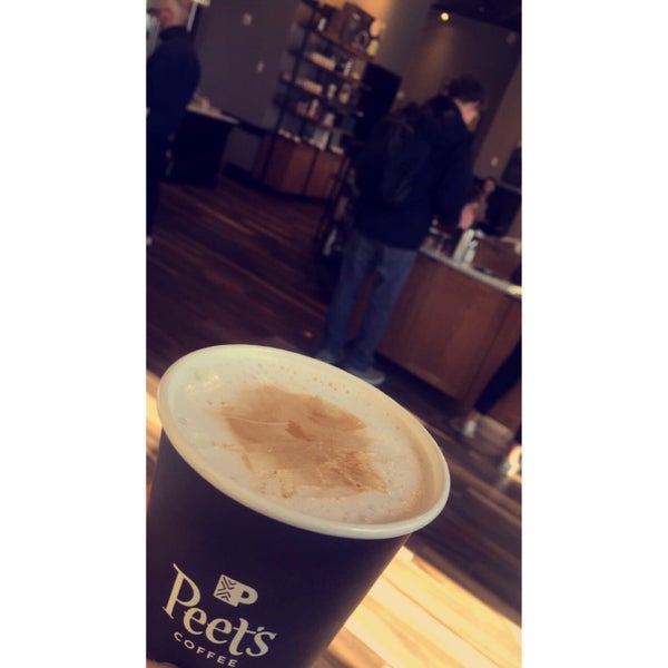 3/4/2018에 E 🎀님이 Peet&#39;s Coffee &amp; Tea에서 찍은 사진