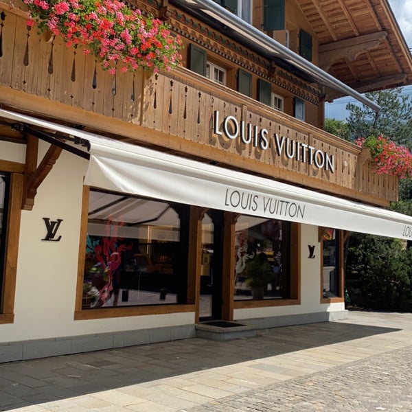 Gstaad Switzerland July 2020 Luxury Fashion Store Louis Vuitton Gstaad –  Stock Editorial Photo © taldav68 #394228116