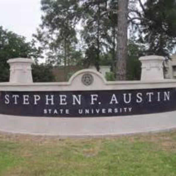Das Foto wurde bei Stephen F. Austin State University von Dan A. am 8/18/2013 aufgenommen