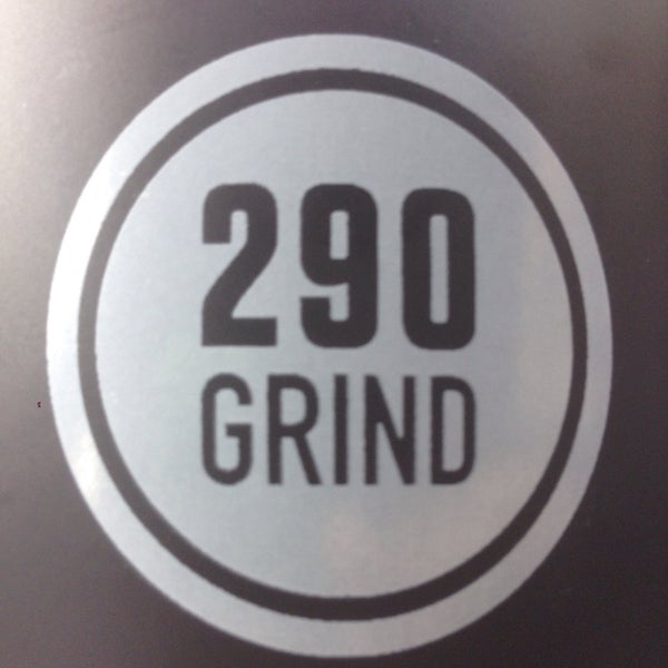 Foto tirada no(a) 290 Grind por Dan A. em 5/4/2015