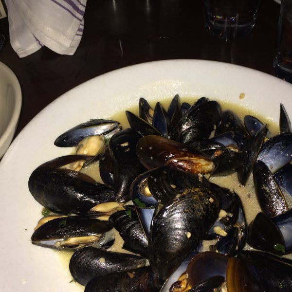 The Mussels in garlic are amazing! The scallops are delicious.