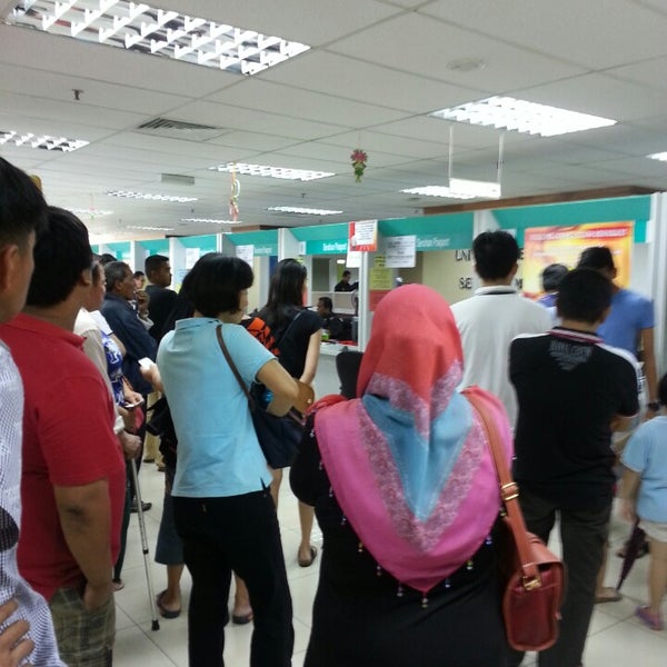 Photos à Pejabat Imigresen Johor ( Bahagian Passport ) - Bâtiment 
