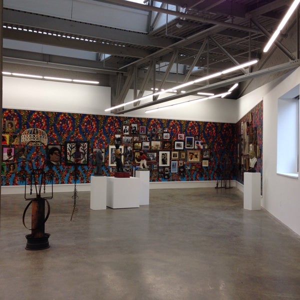 Photo taken at Atlanta Contemporary Art Center by Adam C. on 11/9/2013