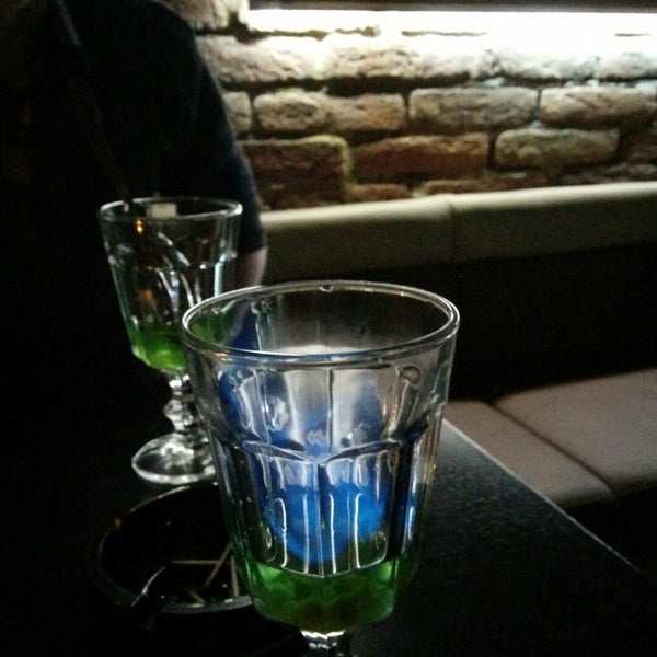 รูปภาพถ่ายที่ ALIBI. cocktail and music bar โดย Elad E. เมื่อ 11/23/2014
