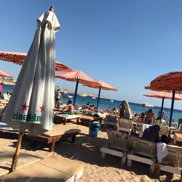 Пляж Viva Beach в Наама