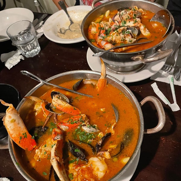 Das Foto wurde bei Sotto Mare Oysteria &amp; Seafood Restaurant von Lizzie S. am 10/17/2022 aufgenommen