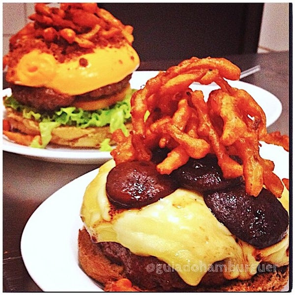 Foto tomada en Mama&#39;s Burger  por Guia do Hambúrguer el 11/20/2014