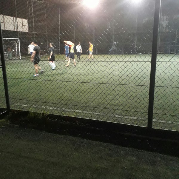 hasan tekin ada lisesi hali sahasi soccer field