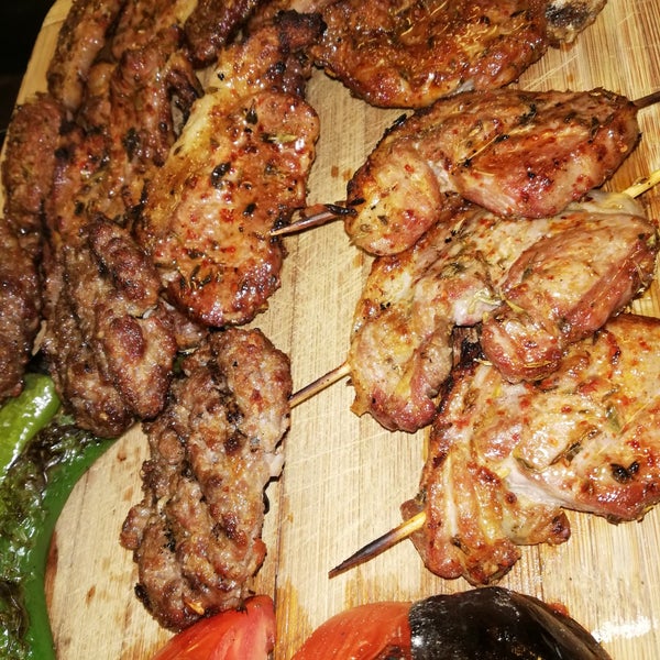 10/21/2018에 Mehmet A.님이 Etobur Barbecue &amp; SteakHouse에서 찍은 사진