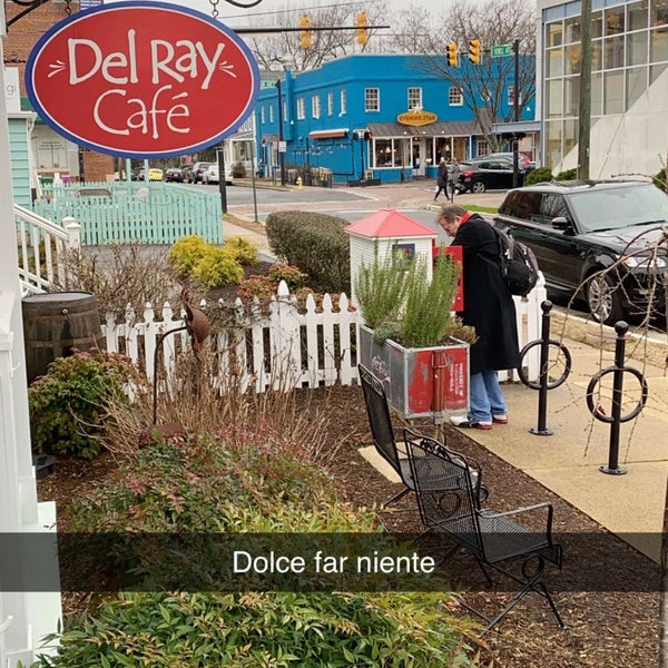 1/18/2020にAbdulazizがDel Ray Cafeで撮った写真