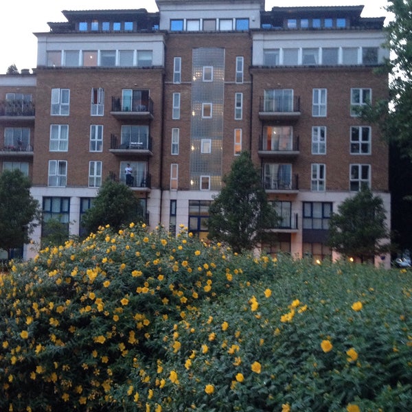 6/20/2015 tarihinde Selin A.ziyaretçi tarafından Hilton London Olympia'de çekilen fotoğraf
