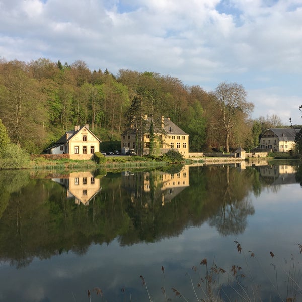 Замок бульон в бельгии. Арлон бельгия город учебные заведения. Люксембург глубинка. Провинция люксембург в бельгии. Буйон бельгия достопримечательности.
