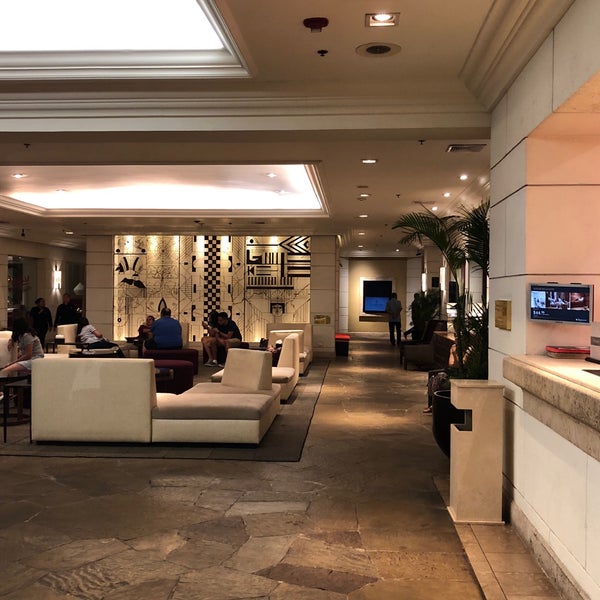 Снимок сделан в Hotel Real InterContinental San Salvador at Metrocentro Mall пользователем CeSaints 2/18/2018
