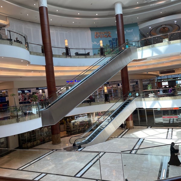 Foto tomada en Lagoona Mall  por Mohammed S. el 9/22/2022
