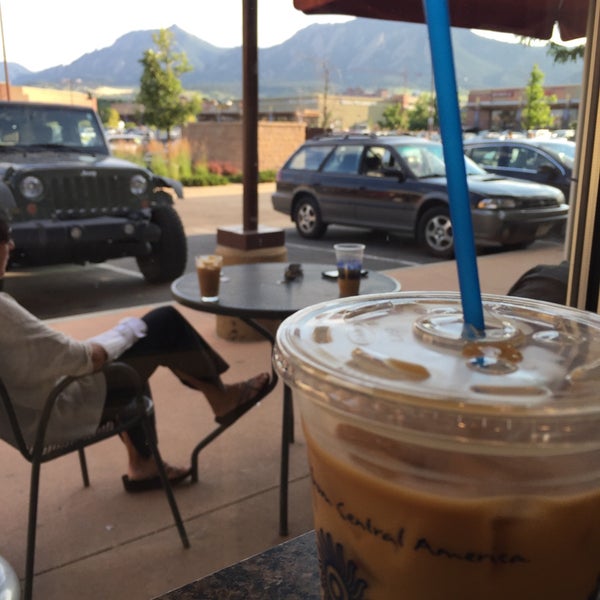 Photo taken at Peet&#39;s Coffee &amp; Tea by Tom M. on 7/4/2015