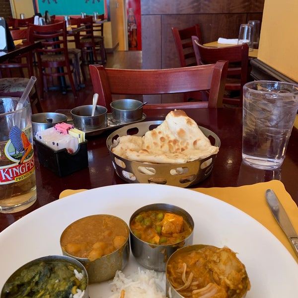 The lunch special chicken curry is a good deal -- you get a lot!