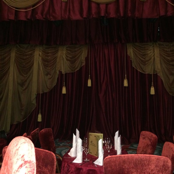 Photo taken at Театр-кабаре на Коломенской/ The Private Theatre and Cabaret by Оксана Ф. on 3/31/2015