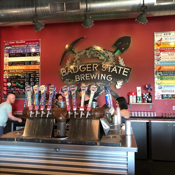 รูปภาพถ่ายที่ Badger State Brewing Company โดย Scott B. เมื่อ 6/25/2021