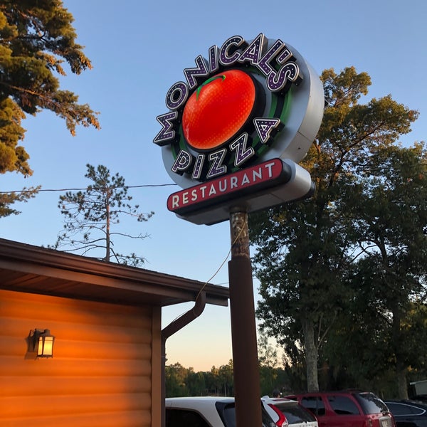 Monical's Pizza - 7 tips