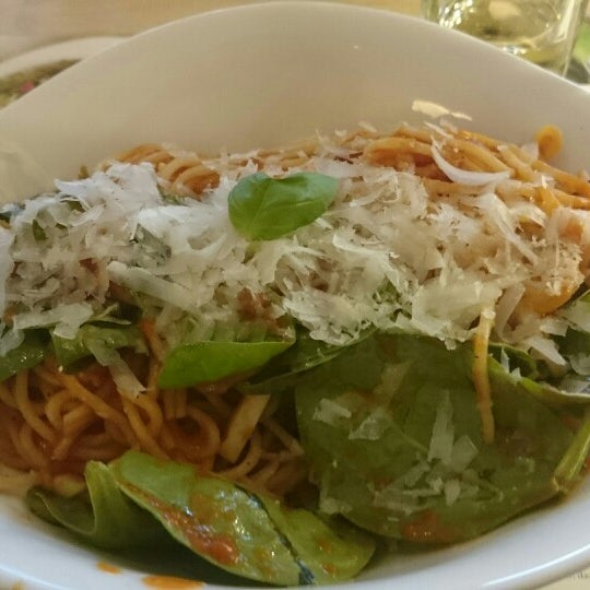 Photo taken at Vapiano by Mario W. on 3/21/2015