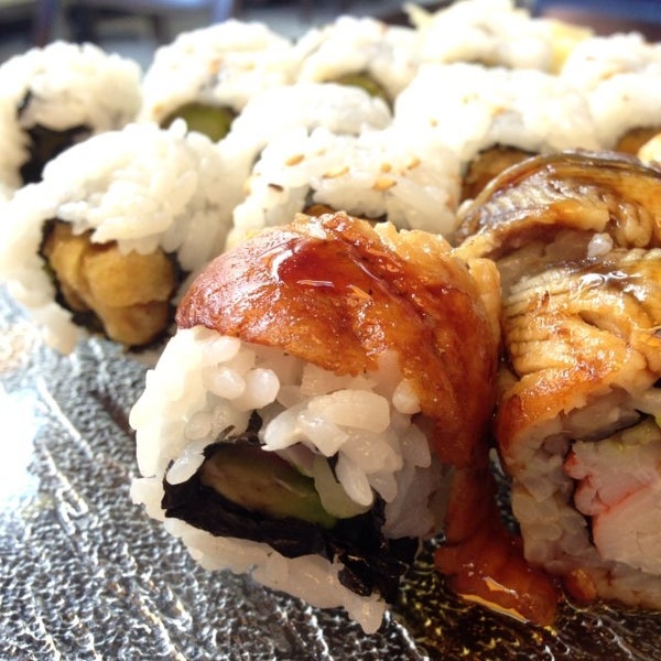 10/25/2013 tarihinde Amanda H.ziyaretçi tarafından Gekko Sushi and Lounge'de çekilen fotoğraf