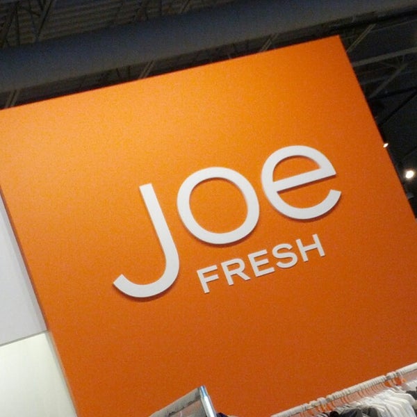 Joe Fresh Clothing Store in Mississauga