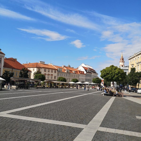Foto diambil di Rotušės aikštė  | Town Hall Square oleh Agne A. pada 7/20/2023