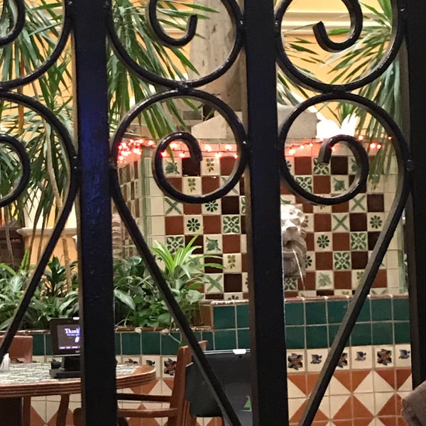 10/30/2017 tarihinde Fran T.ziyaretçi tarafından Abuelo&#39;s Mexican Restaurant'de çekilen fotoğraf