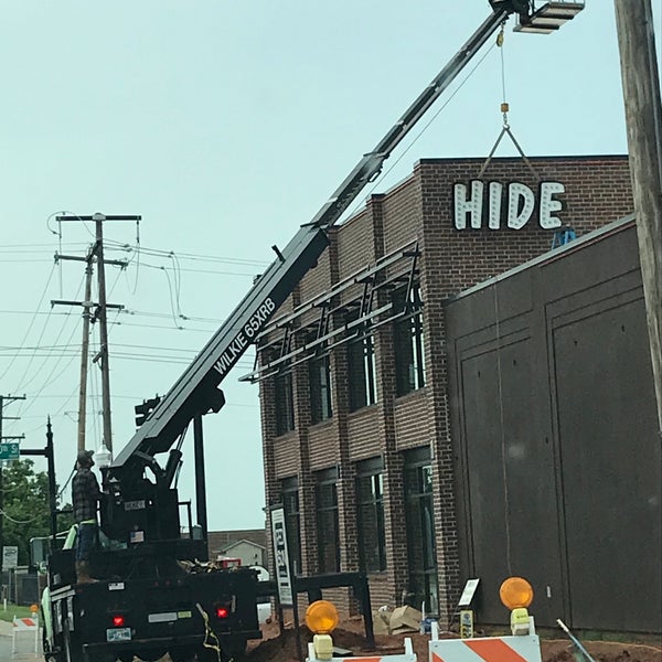Hideaway Pizza - 6616 N Western Ave