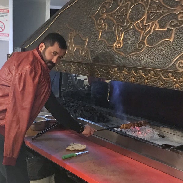 Photo taken at Thé Kebab by Hasan D. on 4/10/2018