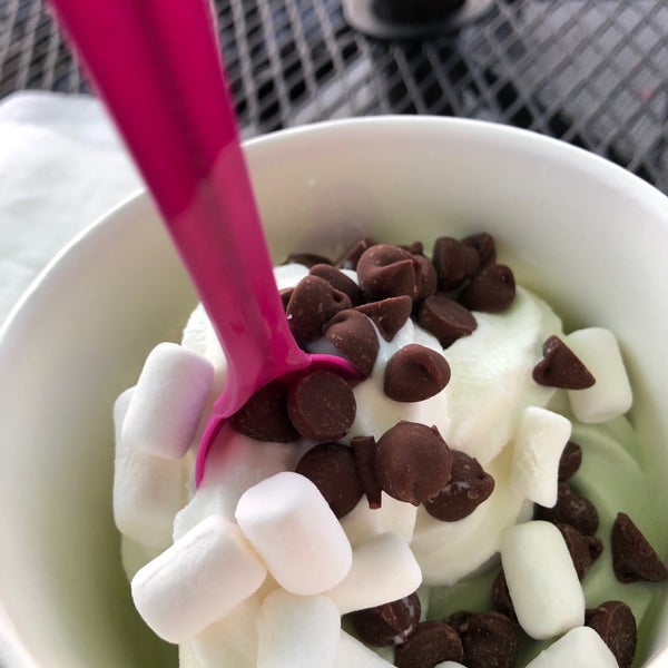 Photo taken at Bamboo Frozen Yogurt Café by Babbie D. on 8/28/2018